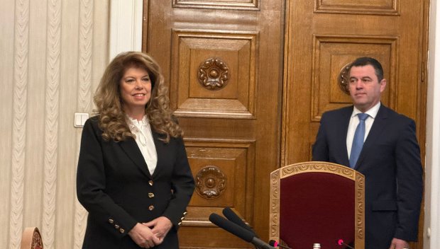 ИЗВЪНРЕДНО! Ето кои са министрите в новото служебното правителство (ВИДЕО/СНИМКИ)