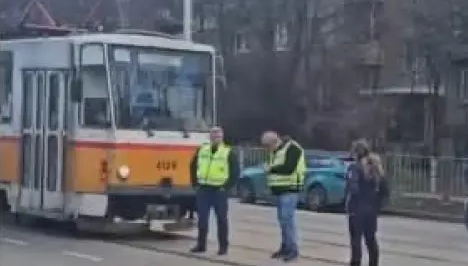 НОВА ВЕРСИЯ за починалия до Румънското посолство ватман