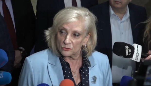 ИЗВЪНРЕДНО В ПИК TV! ДПС поиска Йотова да свика КСНС: Отговорността е ваша! България не може да чака повече. Служебният кабинет пренебрегва законите на парламентарната република (ВИДЕО)