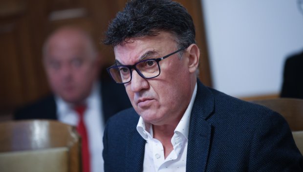 ТЪЖНА ВЕСТ! Почина Боби Михайлов