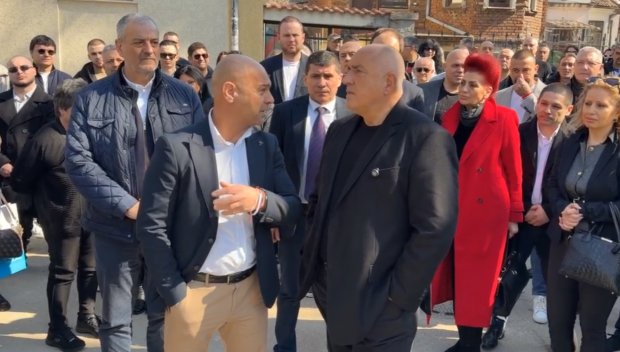 ГОРЕЩО В ПИК! Борисов: Ще изтърпим още един-два месеца служебното правителство. Радев се е разбрал за МВР, а всички други безчинстват по министерствата (ВИДЕО)