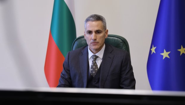 Метлата на ПП продължава с пълна сила - Гюров уволни и зам.-областния управител на Шумен