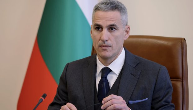 ТИК-ТОК ФАРС: Абе, тия превърнаха Министерски съвет в Гюров пикчърс