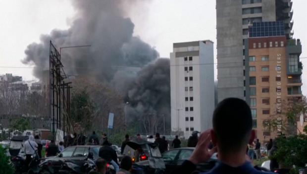 Израел съобщи, че е започнал „мащабна вълна от удари“ срещу Техеран