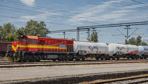 Сърбия въведе временна забрана за износ на петролни продукти, която засяга и България