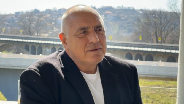 ПЪРВО В ПИК TV! Борисов посети реставрирания мост на Кольо Фичето в Бяла (ВИДЕО)