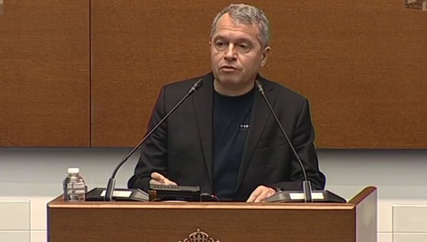 ЕКШЪН В НС! Тошко Йорданов за кабинета Петрохан: Имаме на власт организирана престъпна група от служебни министри, които се държат като еничари в българско село (ВИДЕО)