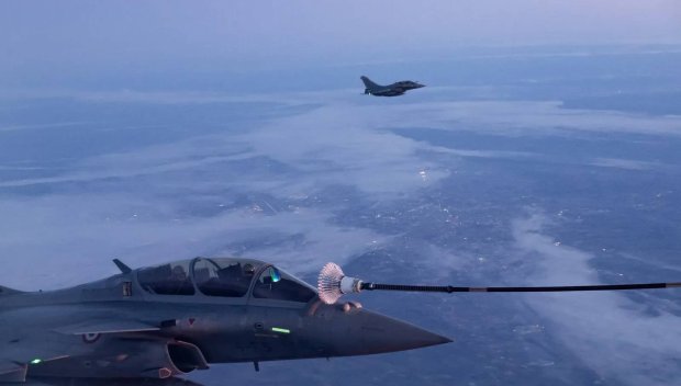 Франция проведе учения за ядрен удар