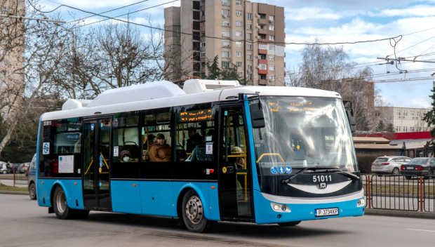 След протестите: Увеличават заплатите на служителите в градския транспорт в Русе