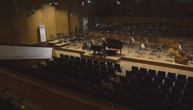 РЕШЕНО: Община Пловдив взима Концертна зала, ще довършва ремонта