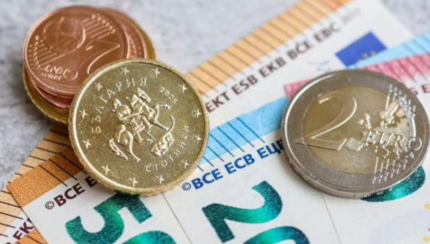 Държавата тегли нов дълг от 150 млн. евро, общият заем достигна 900 млн.