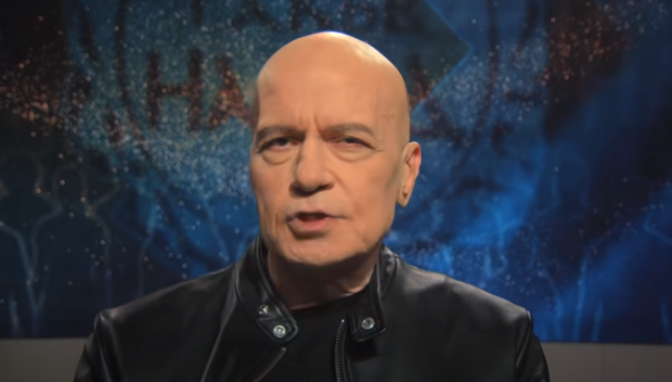 Слави Трифонов ХВЪРЛИ БОМБАТА: Депутат от ППДБ ми пожела кол в сърцето