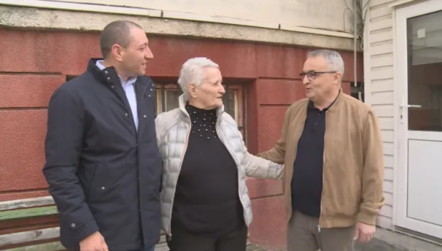 Двама измамиха възрастна жена - искали да ѝ подарят тенджери