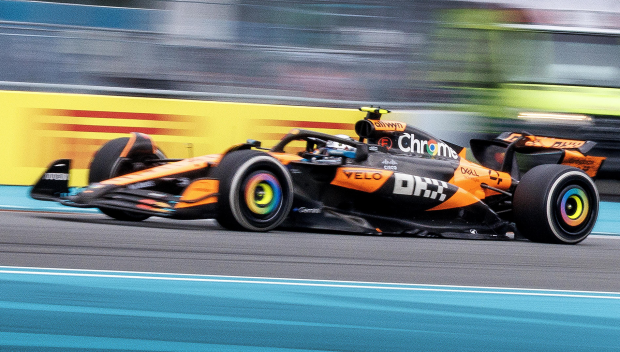 Отборът на McLaren е готов да предизвика Mercedes и Ferrari в Маями