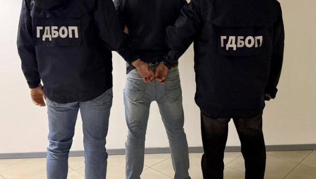 ЗРЕЛИЩНО! Киберченгетата на ГДБОП задържаха изпращачите на фишинг съобщения от името на МВР (СНИМКИ/ВИДЕО)