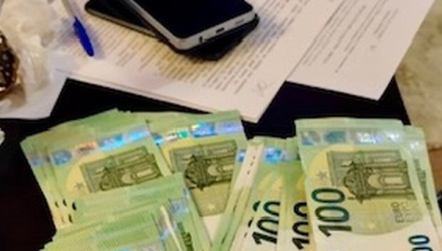 Софиянец опитал да подкупи областния управител на Добрич с 40 000 евро