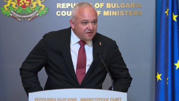 ОТ ПОСЛЕДНИТЕ МИНУТИ! Демерджиев с подробности за спецакцията срещу наркотрафика и войната по пътищата. Заплашени са и нелоялните търговци (ВИДЕО)