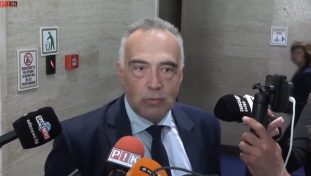 ПИК TV! Антон Кутев защити предложенията на Прогресивна България за Народното събрание: Тези правила важеха допреди 4-5 години. Единствената ни цел е да... (ВИДЕО)
