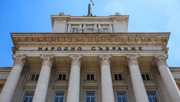 Парламентът гласува окончателно мерките срещу спекулата