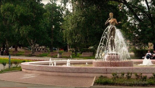 Паркът Заимов в София се преименува на Оборище
