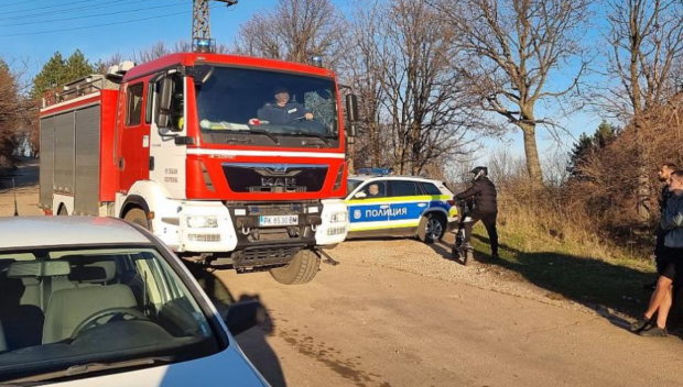 Запали се влак на гарата в Стралджа