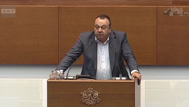 ГОРЕЩО В ПИК TV! Изцепките на Костадин и Петър Петров минаха всякакви граници! Хамид Хамид гневно: Това е недопустимо (ВИДЕО)