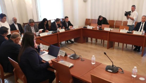 В КОМИСИЯТА РЕШИХА: Парламентът ще определя кой да бъде охраняван от НСО