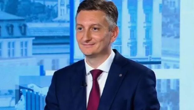 Министър Иван Василев: Прозрачността е най-доброто лекарство срещу корупцията