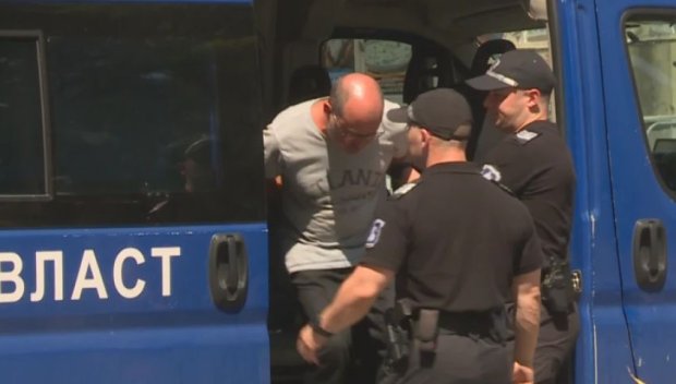 Аферата Баба Алино: Пуснаха с подписка задържания при акцията в район Приморски