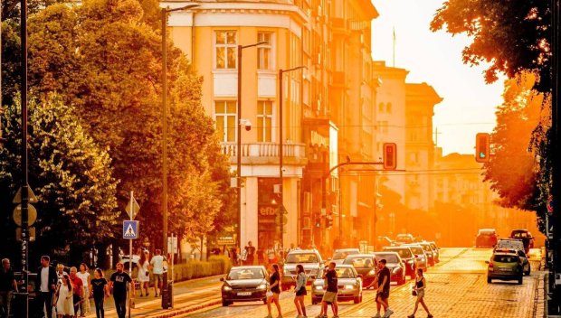 В ЖЕГИТЕ: Раздават безплатна вода на тези места в столицата