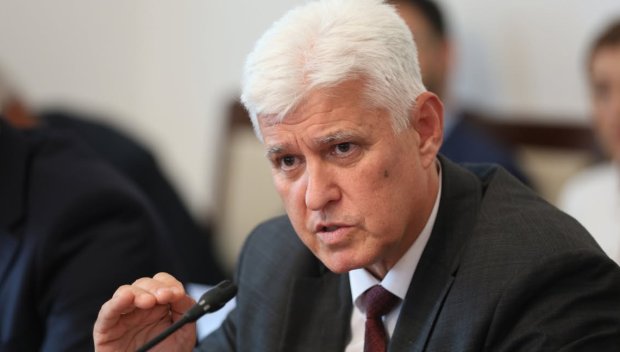 Димитър Стоянов: Военновъздушните сили са готови за гасене на пожари