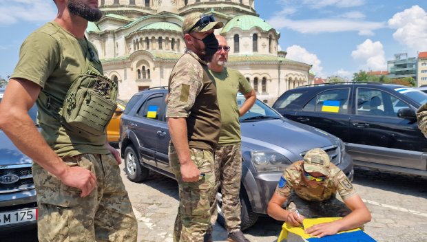 Живеещи у нас руснаци дариха 17 джипа на украинската армия (СНИМКИ)