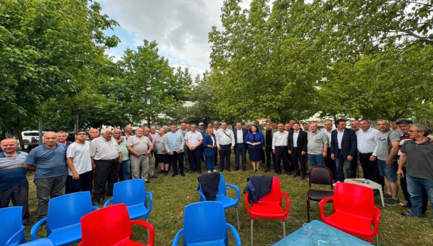 Делегацията на ДПС продължава срещите си с представители на местната власт и с изселници от България в Република Турция