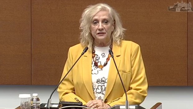 РАЗБИВАЩО! Искра Михайлова срина ръководството на парламента заради клеветите и лъжите по адрес на Пеевски: Жалка процедура! Казахме на българските граждани да не пътуват, защото ги следят (ВИДЕО)
