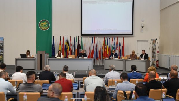 Общинският съвет на Стара Загора гласува единодушно декларация в защита на енергийния суверенитет на България