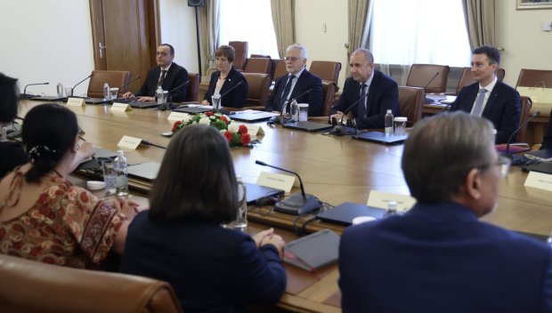 Румен Радев: Със съвременна научна и изследователска инфраструктура ще насърчим реализацията на младите в България