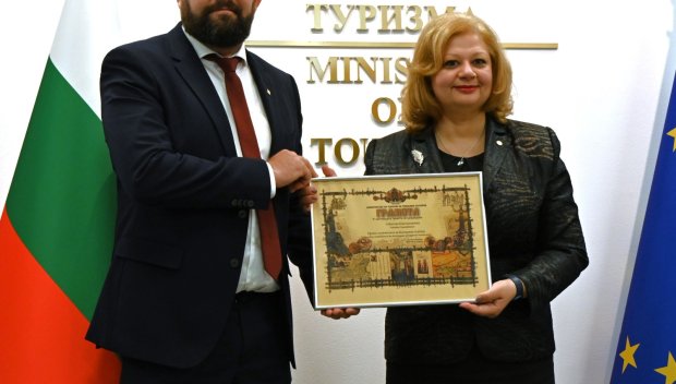 Министър Илин Димитров: Подготвяме нови инициативи за повече туристи от Румъния през цялата година