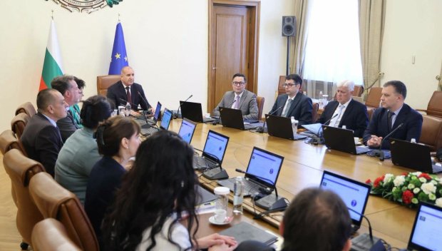 Министрите обсъждат решения за подкрепа на бизнеса заради скъпата електроенергия