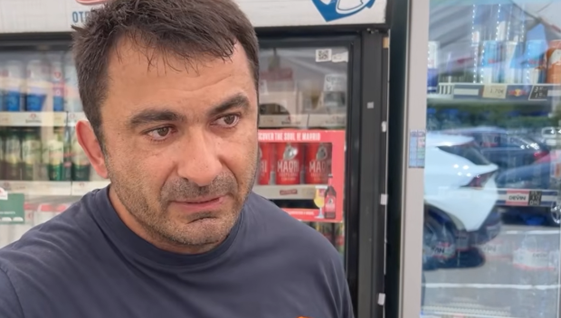 НАП отстрани двамата служители, поискали си почерпка от търговец в Черноморец