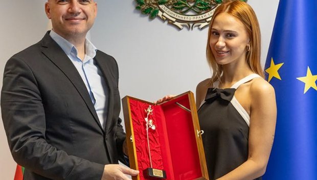 И Мария Бакалова става посланик на българския туризъм