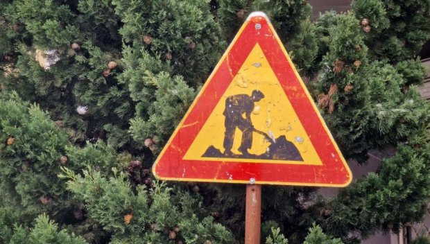 Забраняват за месец престоя и паркирането по ул. „Хан Аспарух“ в София