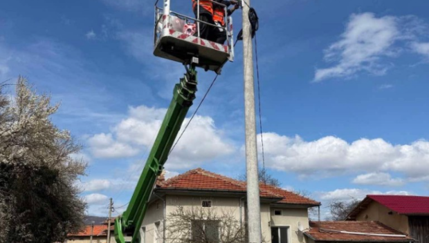 Жители на севлиевско село се молят за... улична лампа