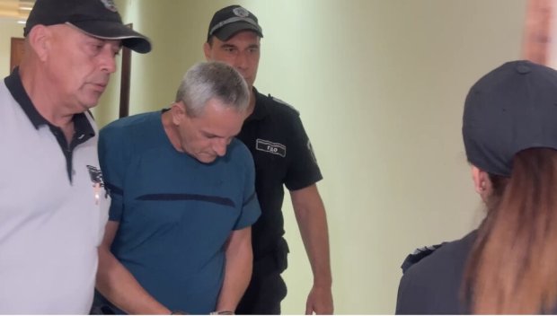 Съдът в Бургас постанови домашен арест с гривна за шофьора от катастрофата на АМ Тракия