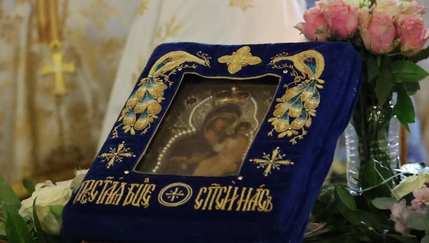 Чудотворната икона на Пресвета Богородица-Хавайска вече е в София