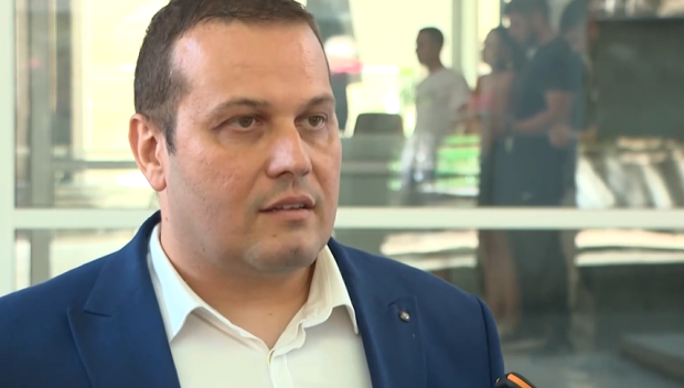 Закопчаха баща и син за разпространение на психотропни лекарства в София