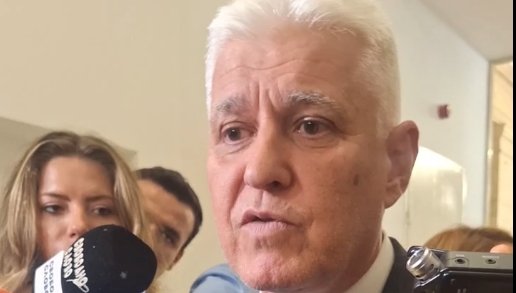 ВАЖНО! Военният министър посочи какво точно трябва да направи всеки турист, който види дрон на плажа (ВИДЕО)