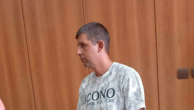 Отровителят на осемте лешояда на свобода срещу 3 бона гаранция