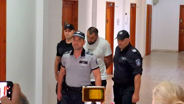Оставиха в ареста шофьорът, обвинен за трафик на наркотици