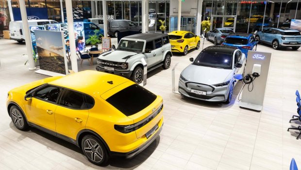 Ford посреща клиентите си в изцяло обновения шоурум в София (СНИМКИ)