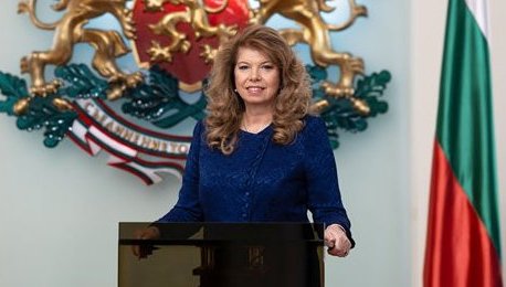 ЕКШЪН! Авария блокира Илияна Йотова на летището в Бостън